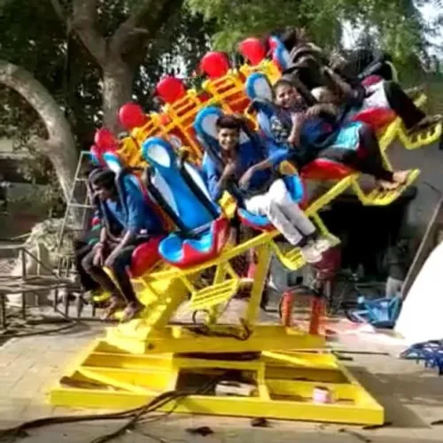 FRP Amusement Family Rides, 12 Person Manufacturers in Krishnanagar