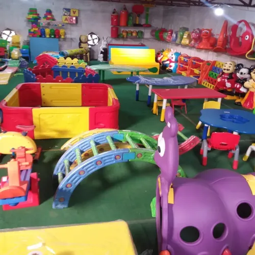 Kids Caterpillar Tunnel, Number of Segments: 4 Manufacturers in Pushkar