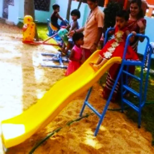 Straight Fibreglass Kids Indoor Slide Manufacturers in Sehore